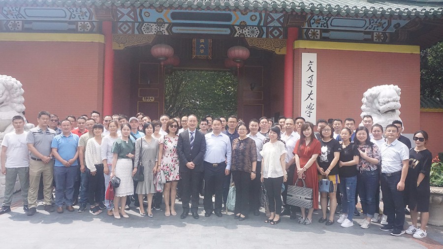 商界精英實(shí)戰(zhàn)贏利系統(tǒng)之品牌系統(tǒng)核心課程《企業(yè)品牌管理》正式開(kāi)課