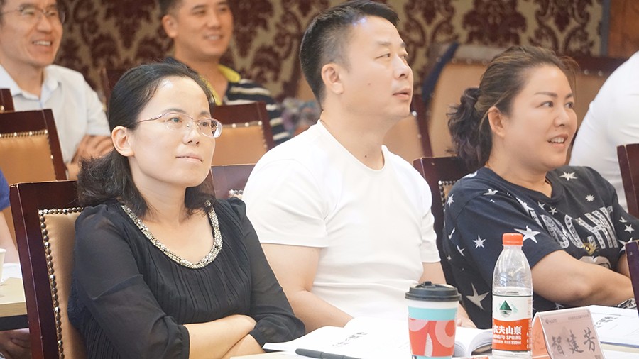 商界精英實(shí)戰(zhàn)贏利系統(tǒng)之品牌系統(tǒng)核心課程《企業(yè)品牌管理》正式開(kāi)課