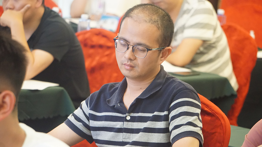 一個看不懂財務報表，不能進行企業分析的人是不能對本企業做出正確的經營決策的