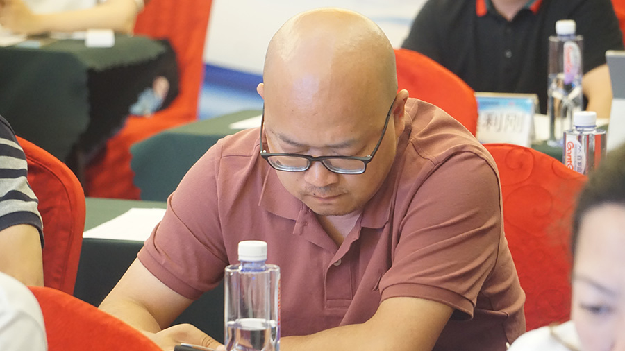 一個看不懂財務報表，不能進行企業分析的人是不能對本企業做出正確的經營決策的